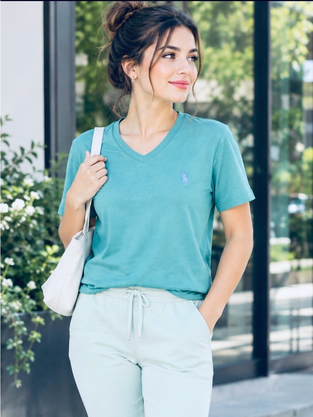 Ralph Lauren Teal V-Neck Short Sleeve Tee size medium